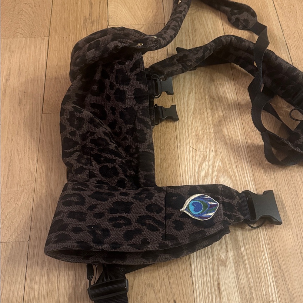 Leopard Print Kids Accessory Bag - Picture 2 of 2